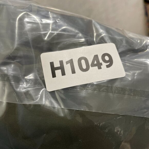 NEW Champion Men's L Rain Windbreaker Jacket Mesh Lining Full-Zip Outerwear - Picture 12 of 12